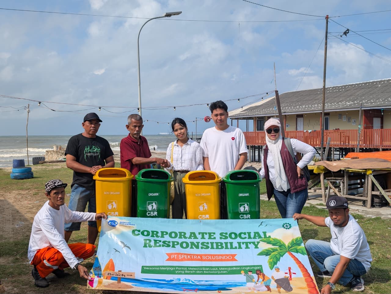 PT Spektra Solusindo Mendukung Program CSR melalui Aksi Peduli Lingkungan dan Kebersihan Pantai